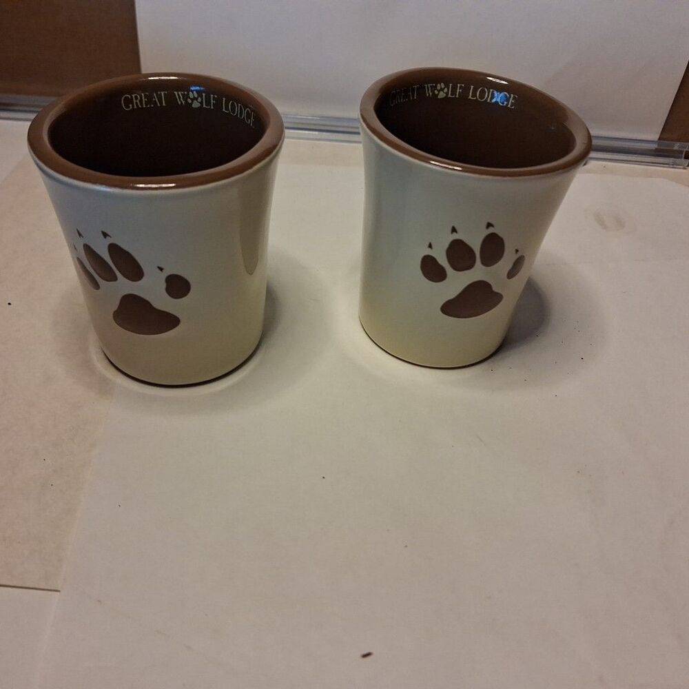 Great Wolf Lodge Ceramic Coffee Mug Paw Print Brown Beige 14oz
